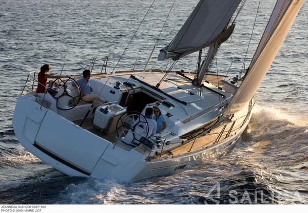 Sun Odyssey 519 - Yacht Charter Sailica