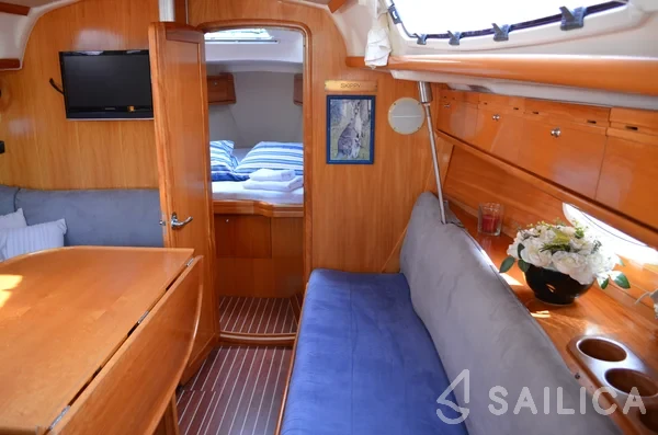 Bavaria 34 Cruiser - Yacht Charter Sailica