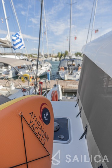 Lagoon 42 - Yacht Charter Sailica