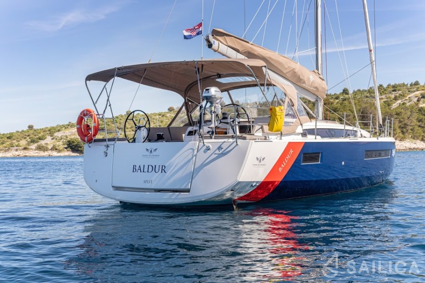Sun Odyssey 490 - Yacht Charter Sailica