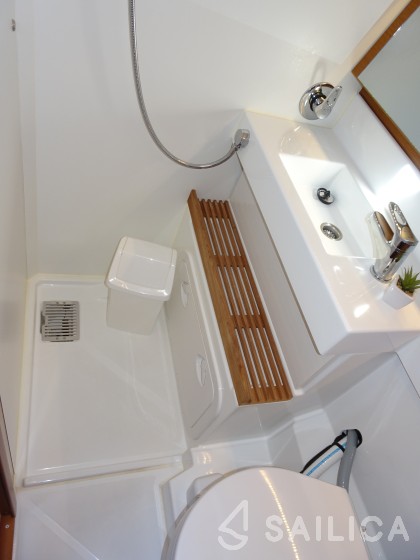Sun Odyssey 490 - Yacht Charter Sailica