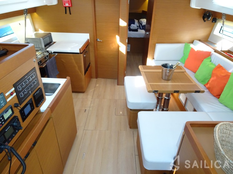 Sun Odyssey 490 - Yacht Charter Sailica