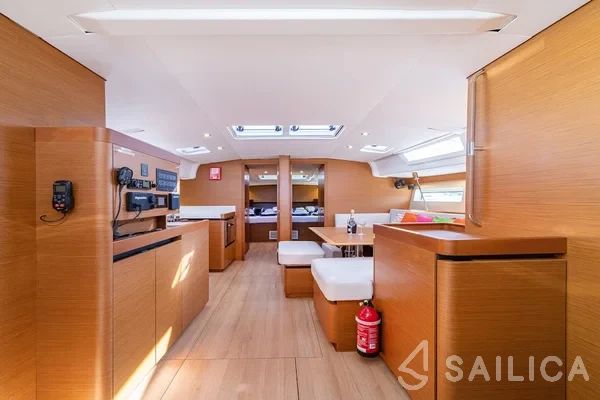 Sun Odyssey 490 - Yacht Charter Sailica