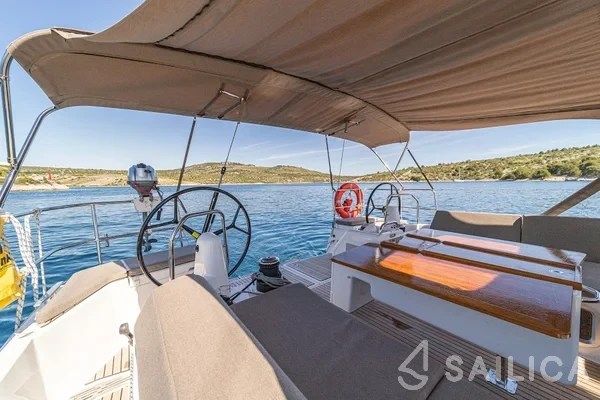 Sun Odyssey 490 - Yacht Charter Sailica
