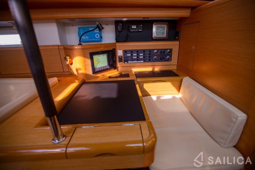 Jeanneau 57 - Yacht Charter Sailica