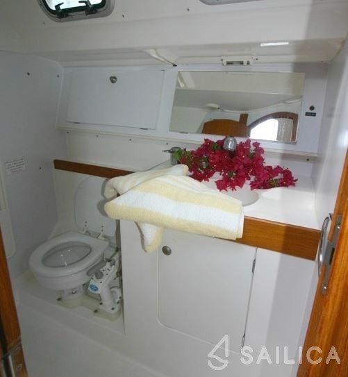 Sun Odyssey 34 - Yacht Charter Sailica