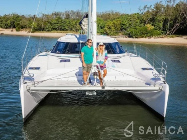 Seawind 1260 - Yacht Charter Sailica