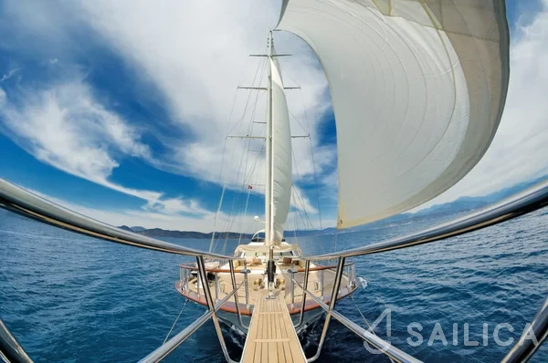 Gulet - Yacht Charter Sailica