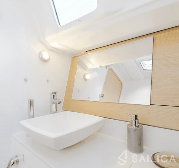 Dufour 360 GL - Yacht Charter Sailica