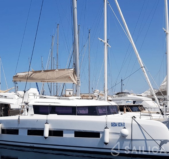 Dufour 48 - Yacht Charter Sailica