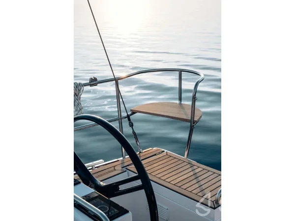 Elan 40.1 - Yacht Charter Sailica