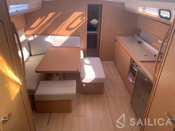 Dufour 460 GL - Yacht Charter Sailica