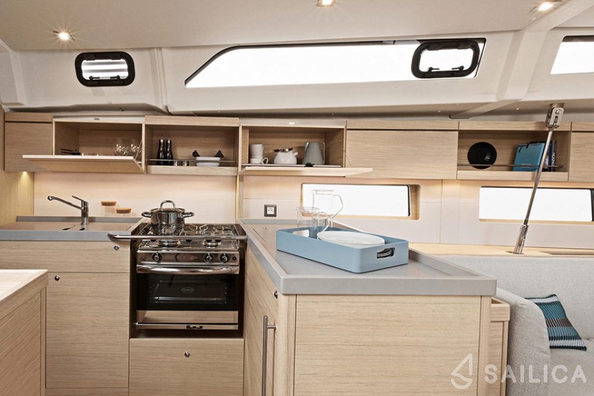 Oceanis 46.1 - Yacht Charter Sailica