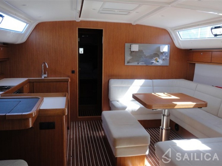 Bavaria 51 Cruiser - Yacht Charter Sailica