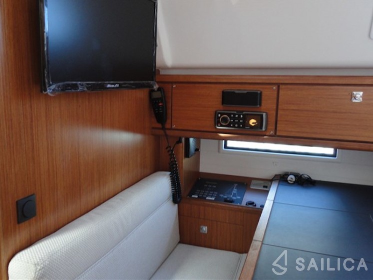 Bavaria 51 Cruiser - Yacht Charter Sailica