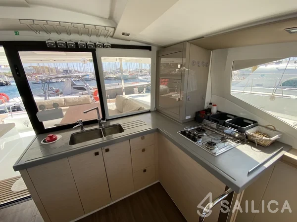 Lucia 40 - Yacht Charter Sailica