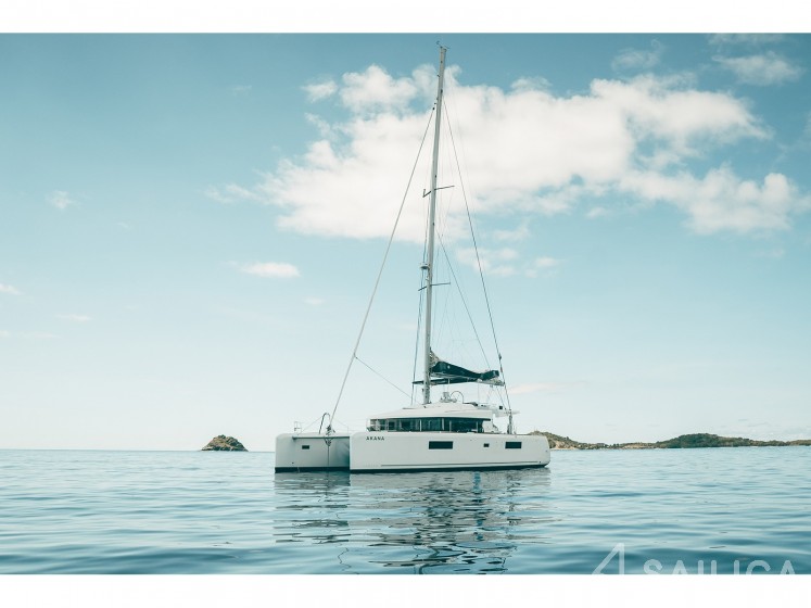 Lagoon 52F - Yacht Charter Sailica