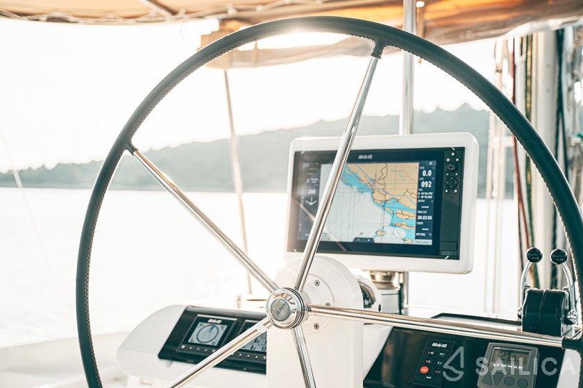 Lagoon 52F - Yacht Charter Sailica
