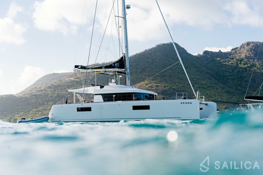 Lagoon 52F - Yacht Charter Sailica