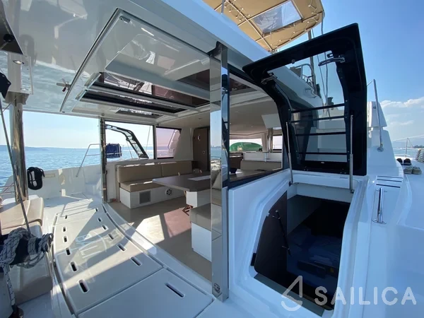 Bali 4.8  - Yacht Charter Sailica