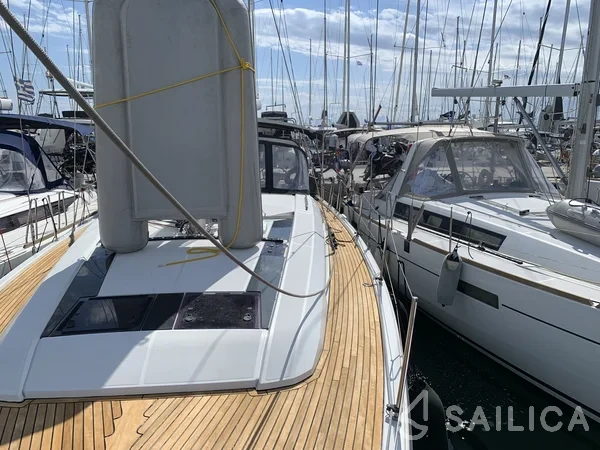 Oceanis 46.1 - Yacht Charter Sailica