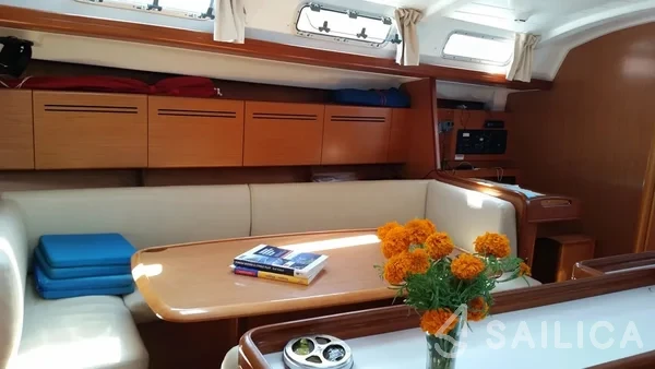 Cyclades 50.5 - Yacht Charter Sailica