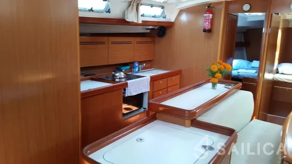 Cyclades 50.5 - Yacht Charter Sailica