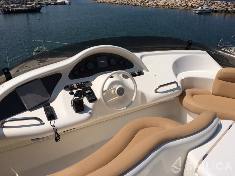Azimut 46 - Yacht Charter Sailica