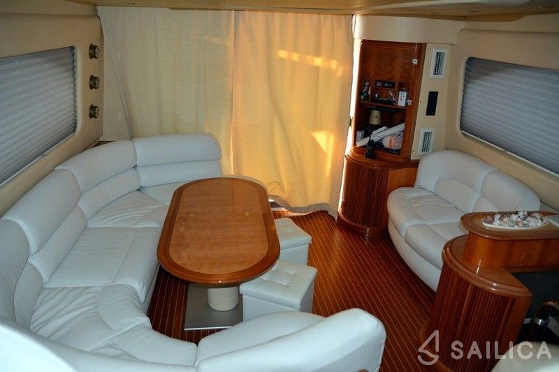 Azimut 46 - Yacht Charter Sailica