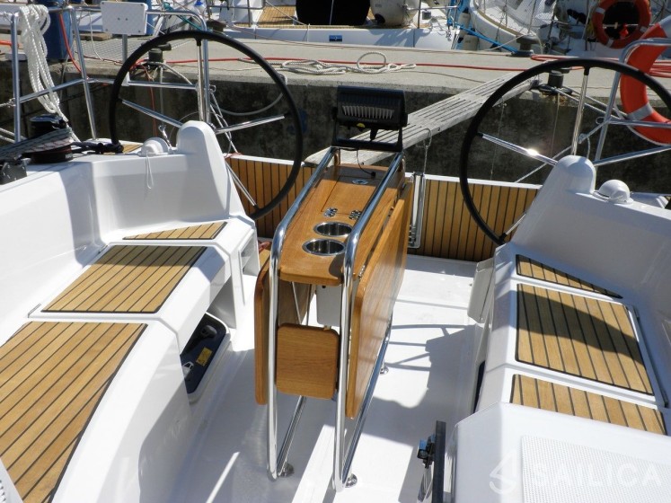 Sun Odyssey 349 - Yacht Charter Sailica