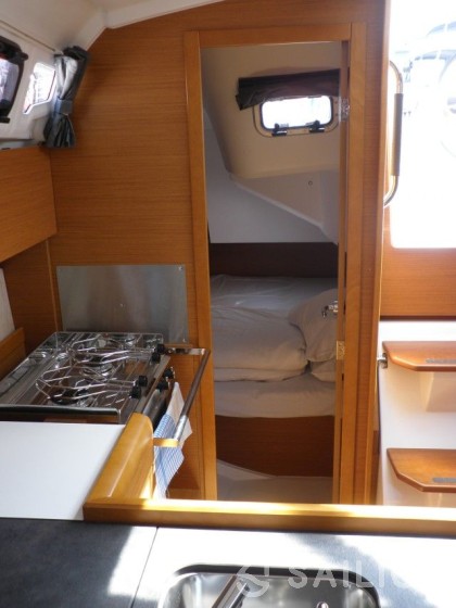 Sun Odyssey 349 - Yacht Charter Sailica