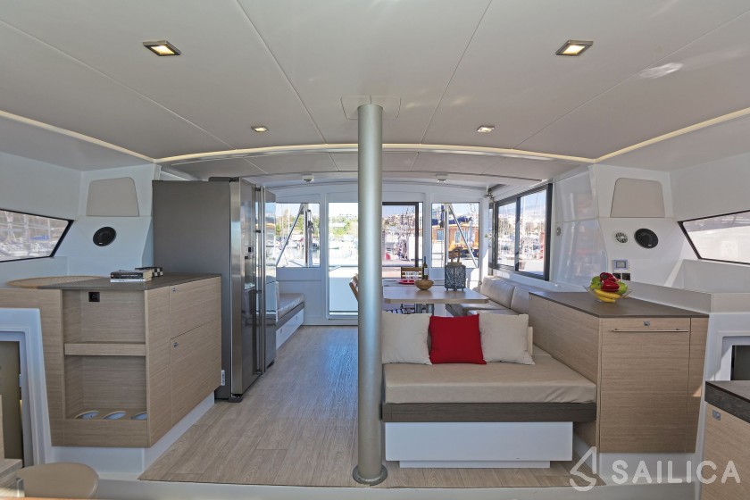 Bali 4.3 - Yacht Charter Sailica