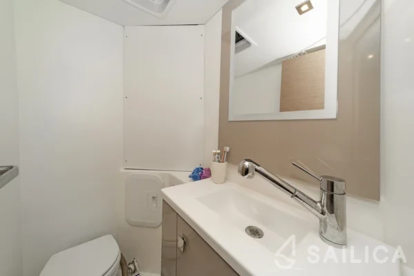 Lucia 40 - Yacht Charter Sailica
