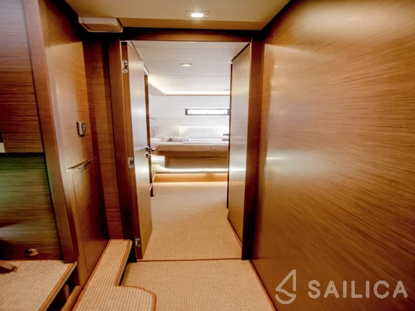 Lagoon 46  - Yacht Charter Sailica