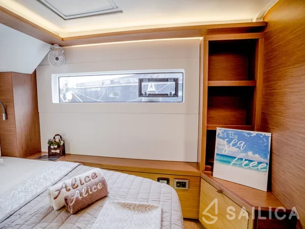 Lagoon 46  - Yacht Charter Sailica