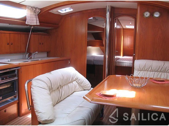 Sun Odyssey 45.2 - Yacht Charter Sailica