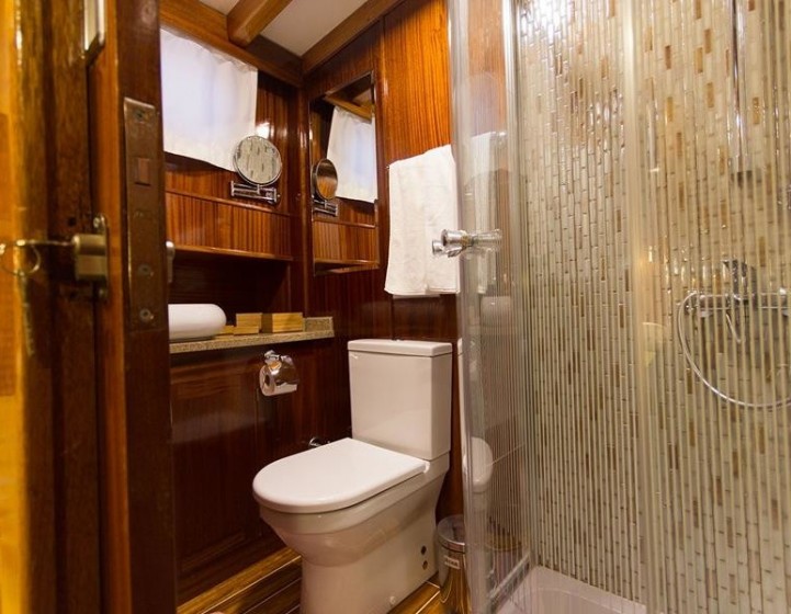 Gulet - Yacht Charter Sailica