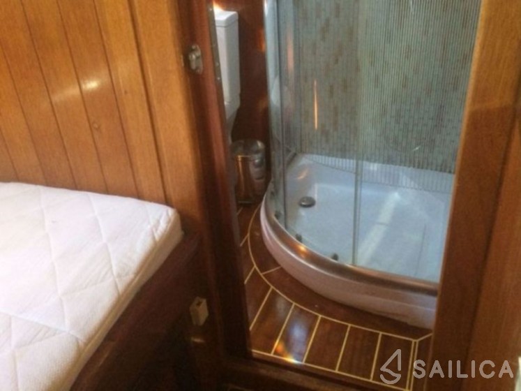 Gulet - Yacht Charter Sailica