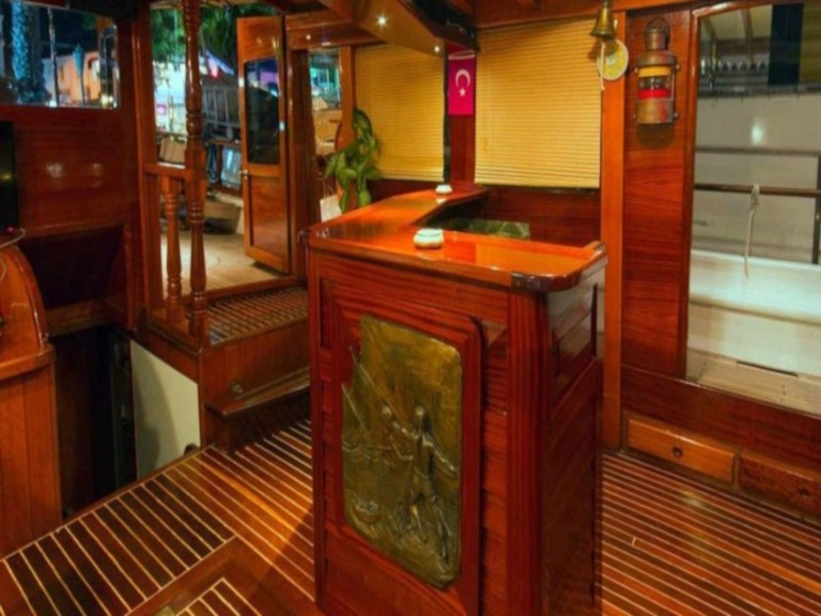 Gulet - Yacht Charter Sailica