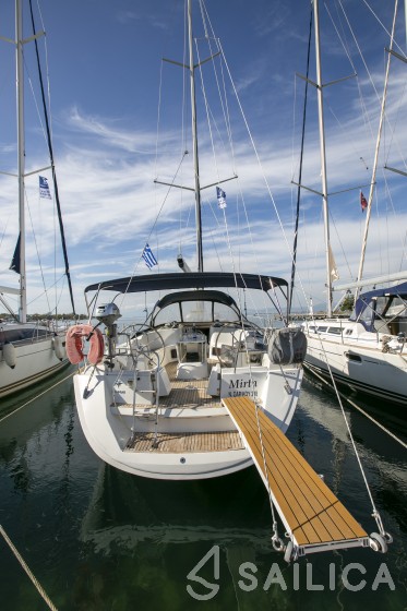 Sun Odyssey 49i - Yacht Charter Sailica