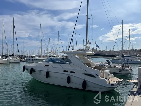 Sealine S 42 - Yacht Charter Sailica