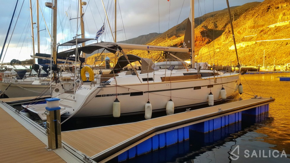 Bavaria 51 Cruiser - Yacht Charter Sailica