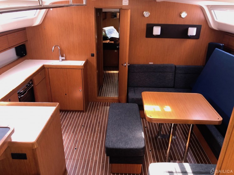 Bavaria 51 Cruiser - Yacht Charter Sailica
