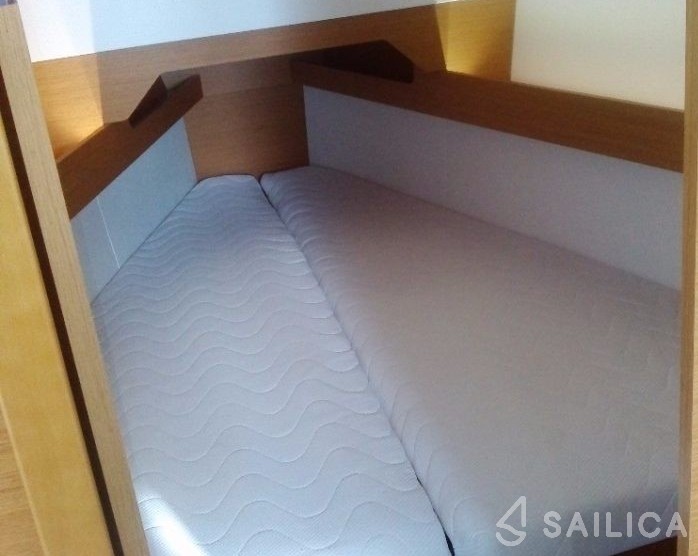 Sun Odyssey 349 - Yacht Charter Sailica