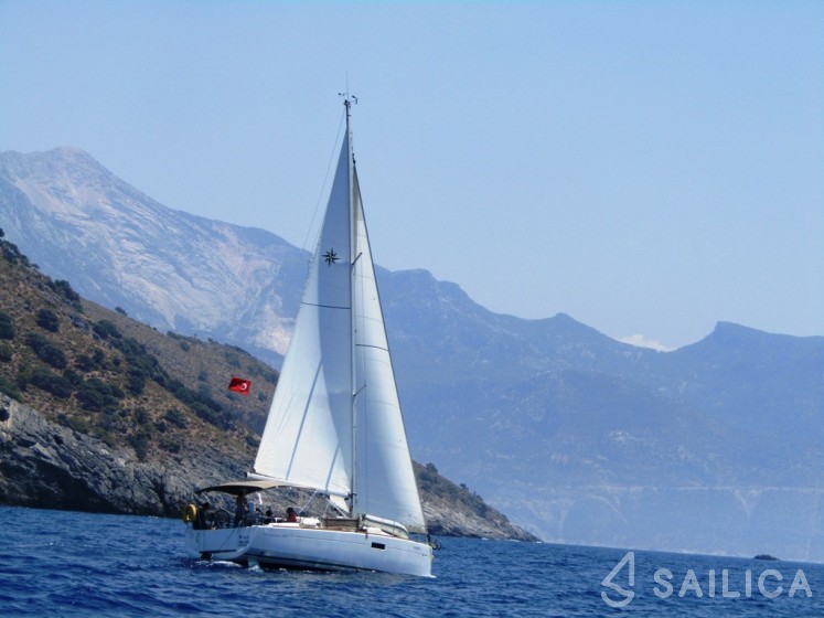Sun Odyssey 349 - Yacht Charter Sailica