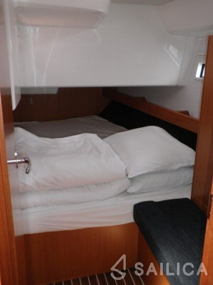 Bavaria 41 Cruiser - Yacht Charter Sailica