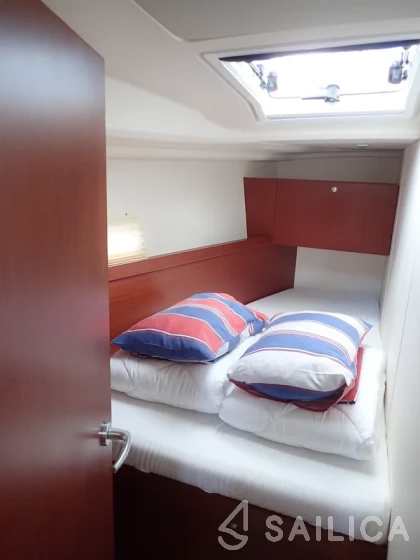 Hanse 455 - Yacht Charter Sailica