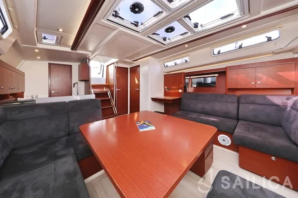 Hanse 455 - Yacht Charter Sailica