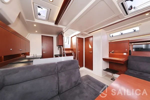 Hanse 455 - Yacht Charter Sailica