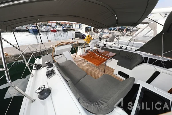 Hanse 455 - Yacht Charter Sailica